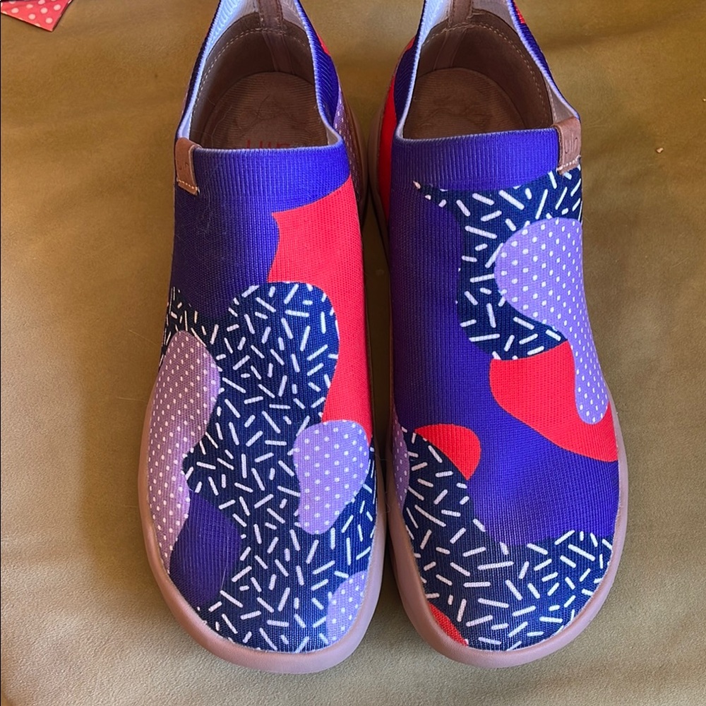 UIN Ankle Booties Purple and Red Artistic Design